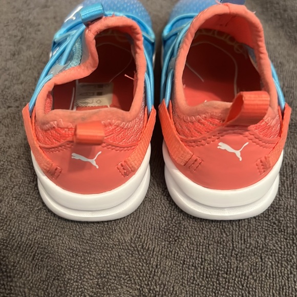 Cute colorful Pumas - Picture 3 of 4